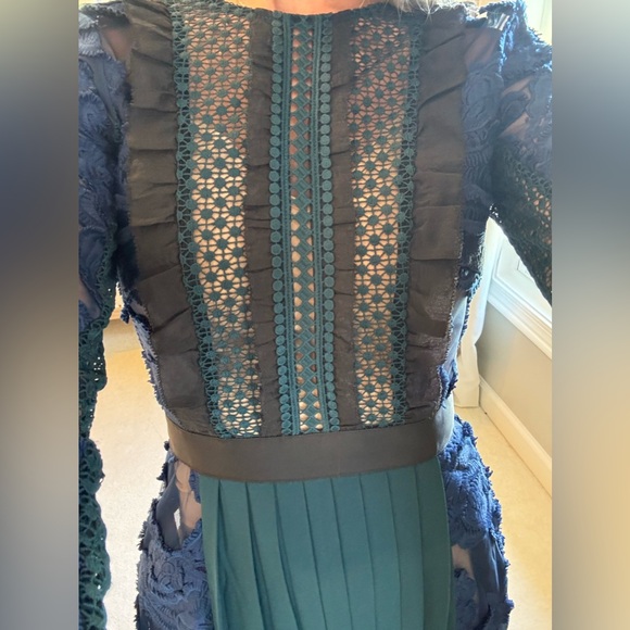 Self-Portrait Thea Maxi Gown - Picture 5 of 9